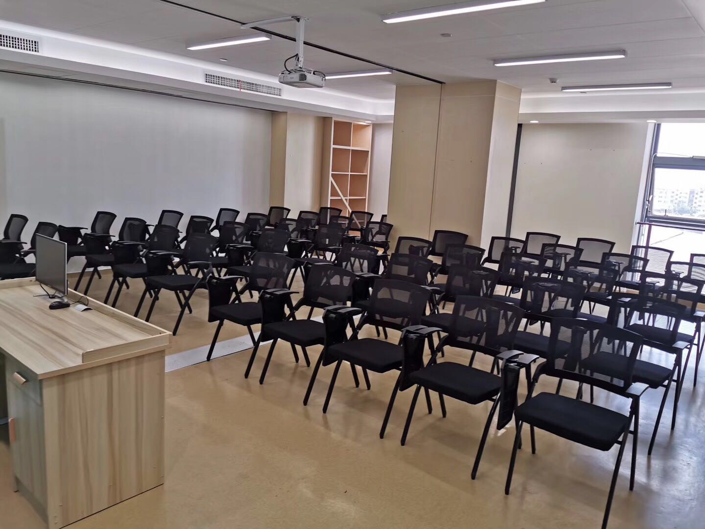 麦职教育校区环境